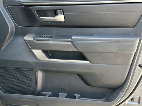 Used 2022 Toyota Tundra SR5 w/ Convenience Package image 14