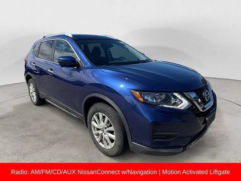 Used 2017 Nissan Rogue SV w/ SV Premium Package AWD/4WD image 5