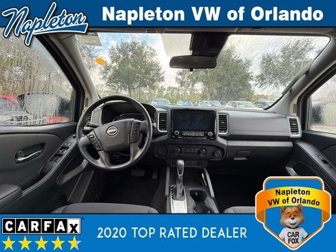 Used 2024 Nissan Frontier SV w/ Technology Package image 15