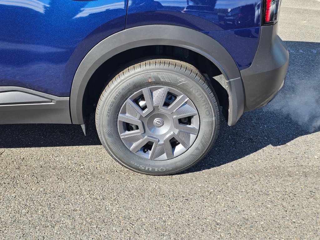 New 2027 Nissan Kicks S FWD image 9