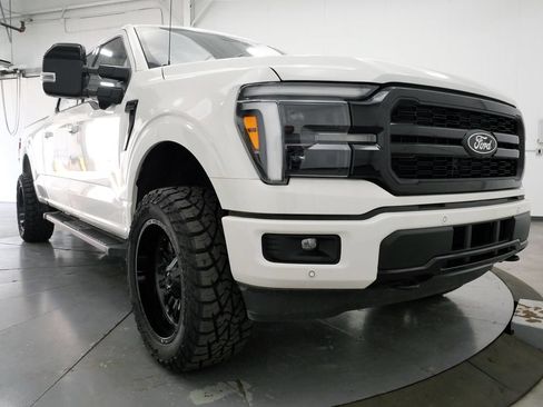 Used 2025 Ford F150 Lariat AWD/4WD image 43