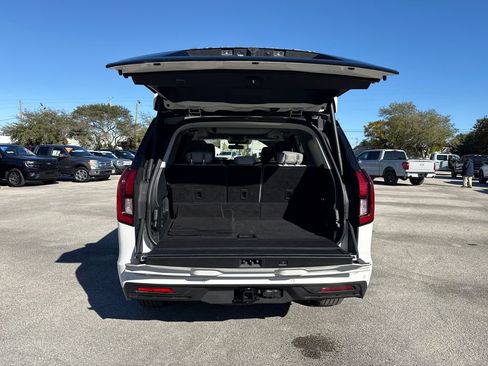 Certified 2025 Ford Expedition Active image 30