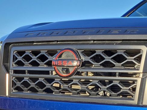 Used 2023 Nissan Frontier PRO-4X w/ Pro Convenience Package image 7