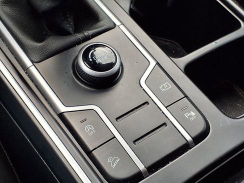 Used 2023 Kia Sorento S w/ Panoramic Sunroof Package FWD image 9