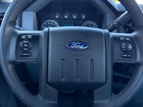 Used 2016 Ford F250 XL w/ Power Equipment Group RWD image 23