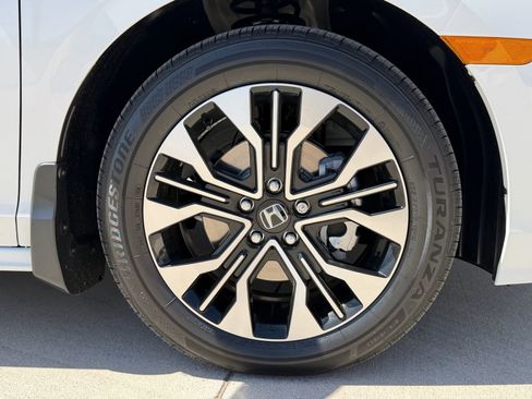 New 2026 Honda Odyssey Elite image 11