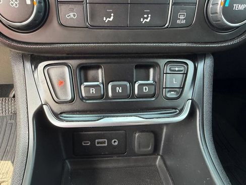 Used 2020 GMC Terrain SLE FWD image 34