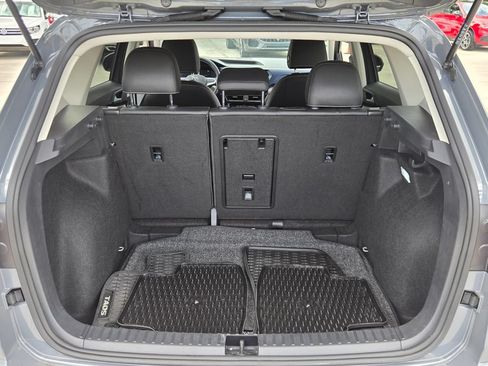 Certified 2024 Volkswagen Taos SE FWD image 16
