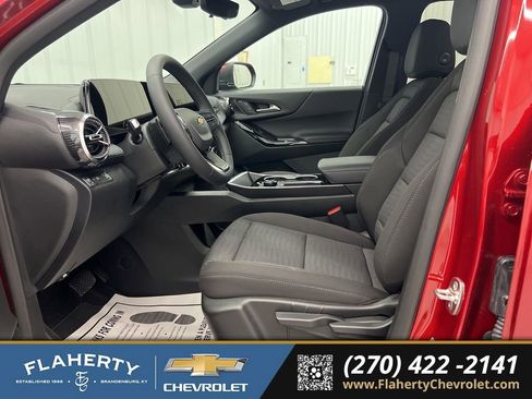 New 2026 Chevrolet Equinox LT w/ Safety and Technology Package image 8