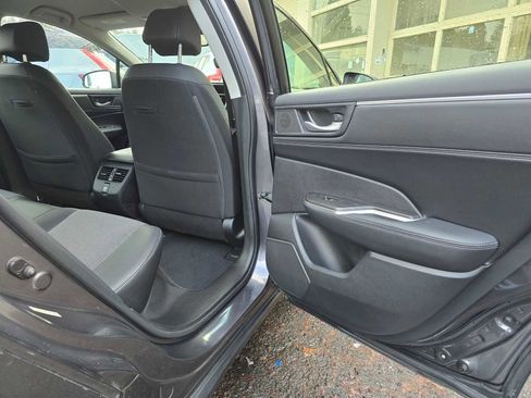 Used 2018 Honda Clarity Plug-In Hybrid image 18