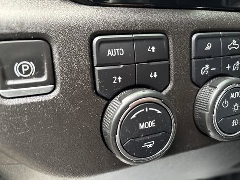 Used 2024 Chevrolet Silverado 3500 High Country w/ High Country Premium Package image 16