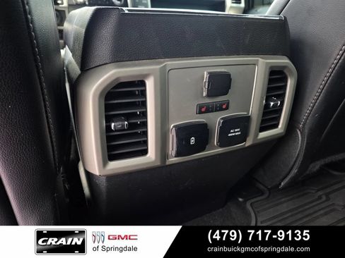 Used 2019 Ford F150 Lariat w/ Equipment Group 502A Luxury AWD/4WD image 24