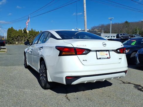 Certified 2024 Nissan Altima 2.5 SV image 6