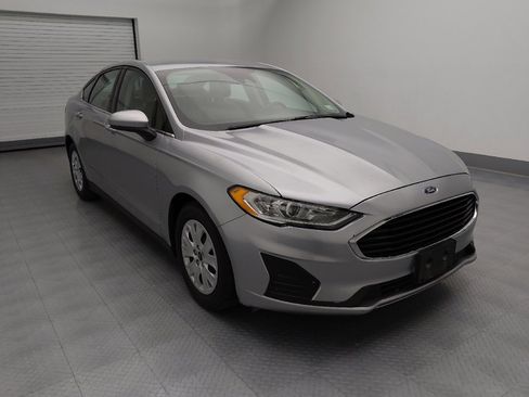 Used 2020 Ford Fusion S image 13