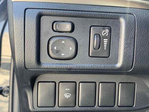 Used 2017 Lexus CT 200h image 16