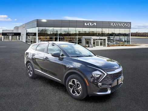 Used 2023 Kia Sportage LX AWD/4WD image 1