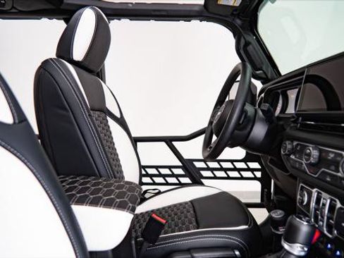 Used 2026 Jeep Wrangler Unlimited Sport AWD/4WD image 48