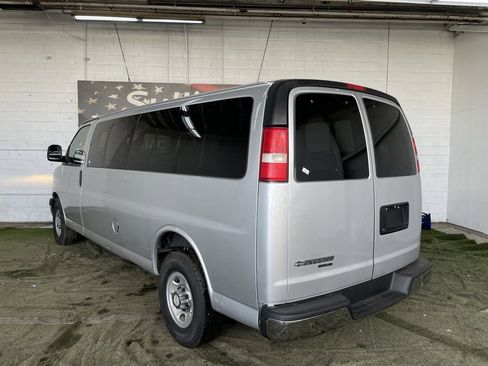 Used 2016 Chevrolet Express 3500 LT w/ LT Preferred Equipment Group image 3