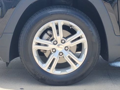 Used 2024 GMC Terrain SLE FWD image 10