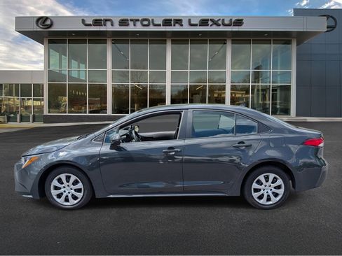 Used 2023 Toyota Corolla LE FWD image 6
