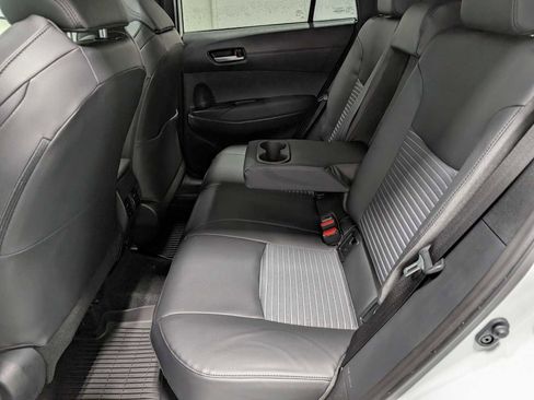 Used 2024 Toyota Corolla Cross XSE image 25