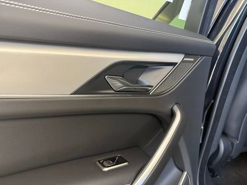 New 2025 Jaguar F-PACE R-Dynamic S image 23