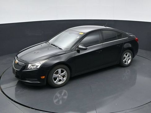 Used 2013 Chevrolet Cruze LT FWD image 30