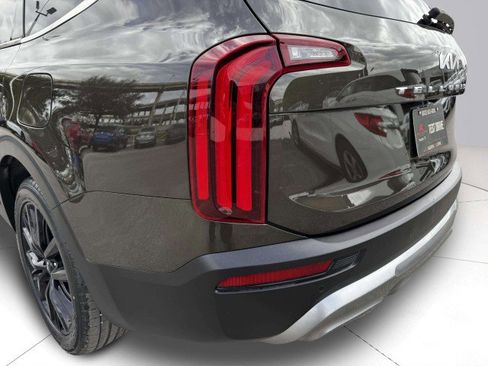 Used 2022 Kia Telluride SX FWD image 14