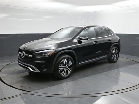 New 2026 Mercedes-Benz GLA 250 4MATIC image 1