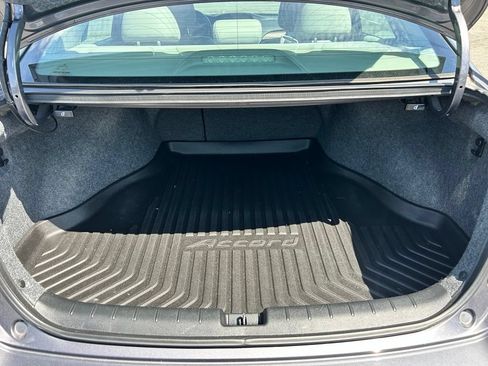 Used 2017 Honda Accord EX-L image 21