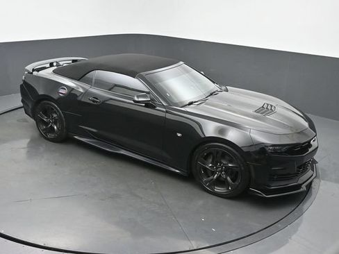 Used 2020 Chevrolet Camaro SS RWD image 40
