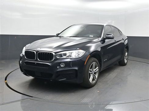 Used 2019 BMW X6 sDrive35i w/ M Sport Package image 1
