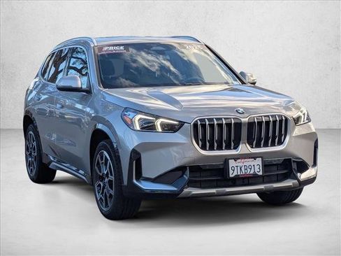 Used 2025 BMW X1 xDrive28i w/ Convenience Package image 3