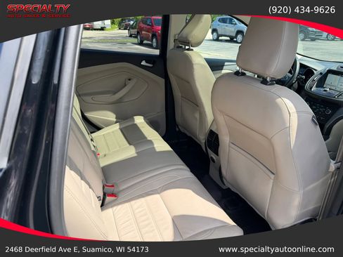 Used 2018 Ford Escape SEL AWD/4WD image 21