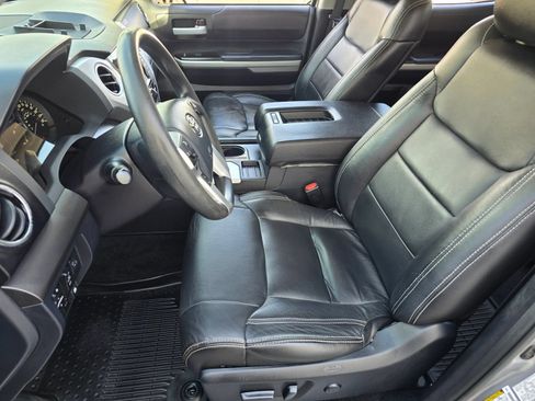 Used 2019 Toyota Tundra SR5 w/ SR5 Upgrade Package RWD image 11