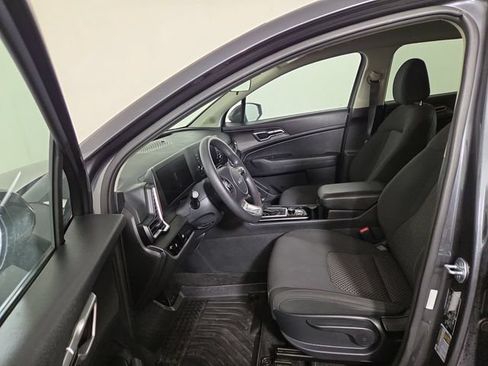 Certified 2024 Kia Sportage LX AWD/4WD image 11