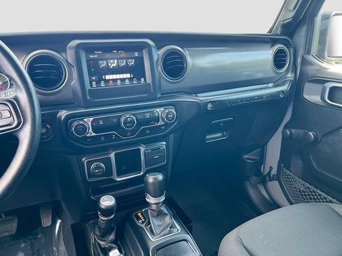 Used 2023 Jeep Wrangler Unlimited Sport AWD/4WD image 21