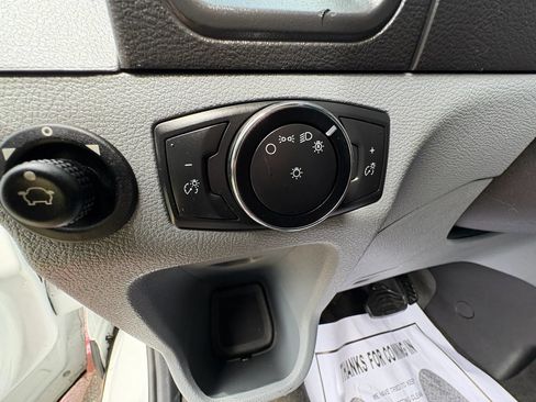 Used 2017 Ford Transit 150 XLT RWD image 14