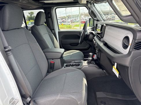 New 2025 Jeep Wrangler Sport S image 24