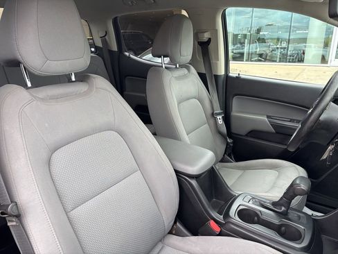 Used 2019 Chevrolet Colorado W/T w/ WT Convenience Package AWD/4WD image 14