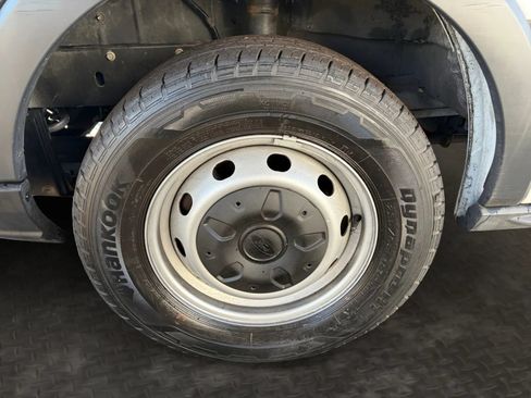 Used 2018 Ford Transit 250 130 Low Roof RWD image 29