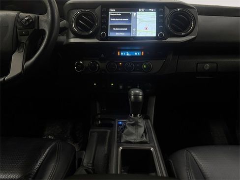 Used 2023 Toyota Tacoma TRD Sport image 11