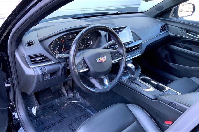 Used 2024 Cadillac CT4 Luxury w/ Cold Weather Package AWD/4WD image 13