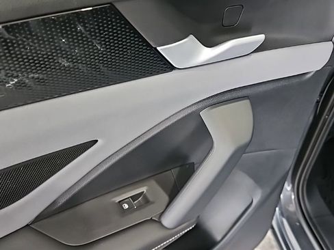 New 2026 Volkswagen Tiguan SE image 22