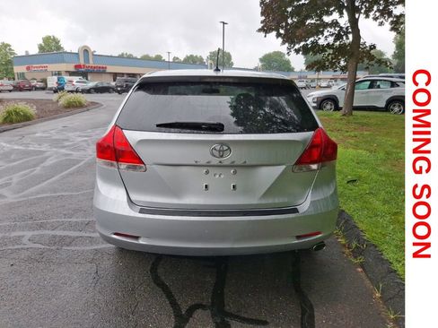 Used 2010 Toyota Venza FWD image 7