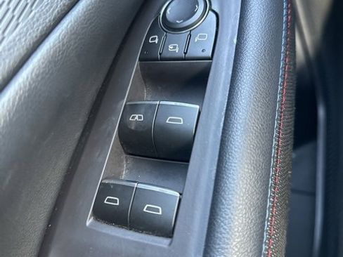 Used 2024 Chevrolet Blazer EV RS image 17