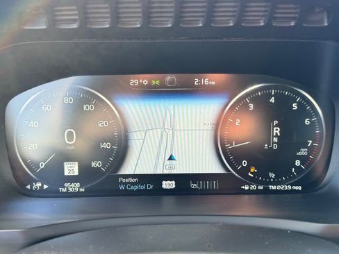 Used 2020 Volvo XC90 T6 Momentum image 22