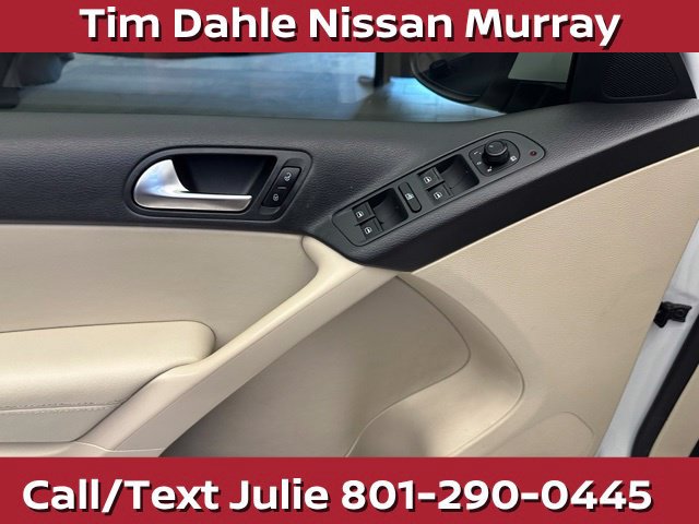 Used 2016 Volkswagen Tiguan S FWD image 22