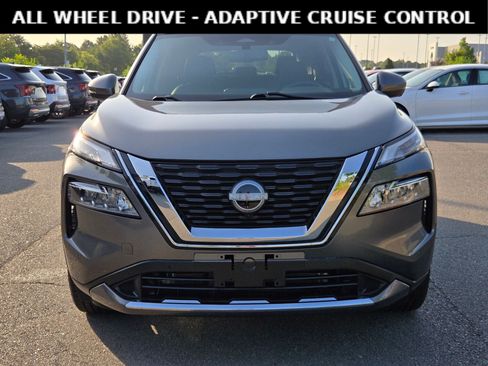 Used 2023 Nissan Rogue SL w/ SL Premium Package AWD/4WD image 2