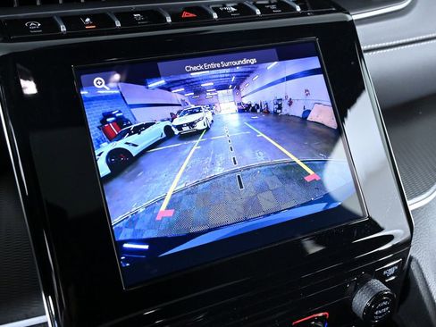 Used 2024 Jeep Grand Cherokee L Laredo image 17